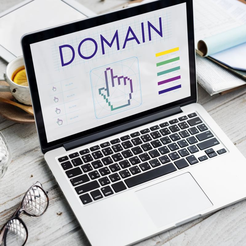 Registruj domen za svoj web sajt
